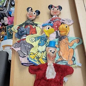 Vintage Lot Of Walt Disney Production Hand Puppets Gund Inc.
